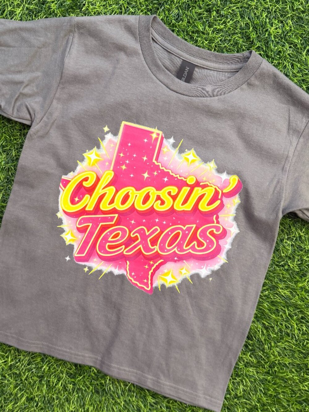 NWT Youth Choosin' Texas Tee
